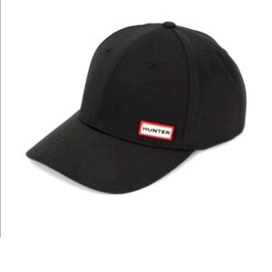 🆕️ HUNTER LOGO BASEBALL HAT - BLACK